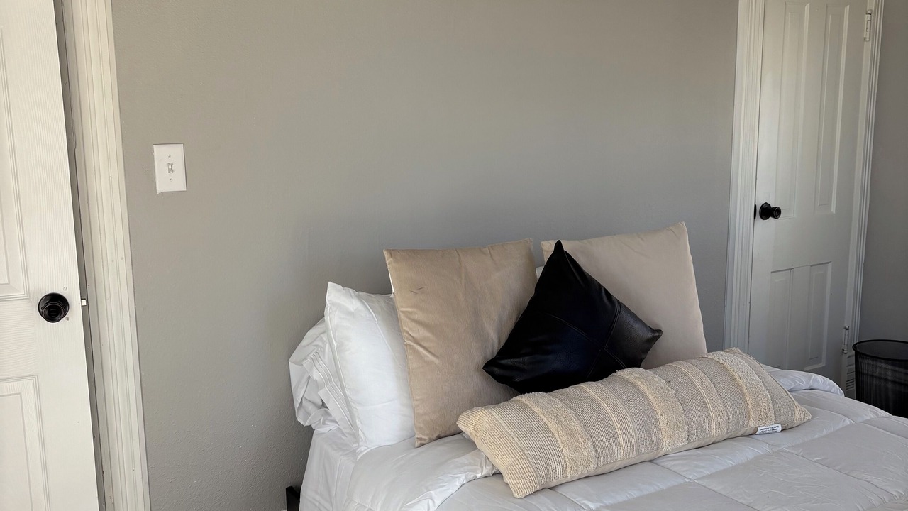 Photo of Bedroom in Salina