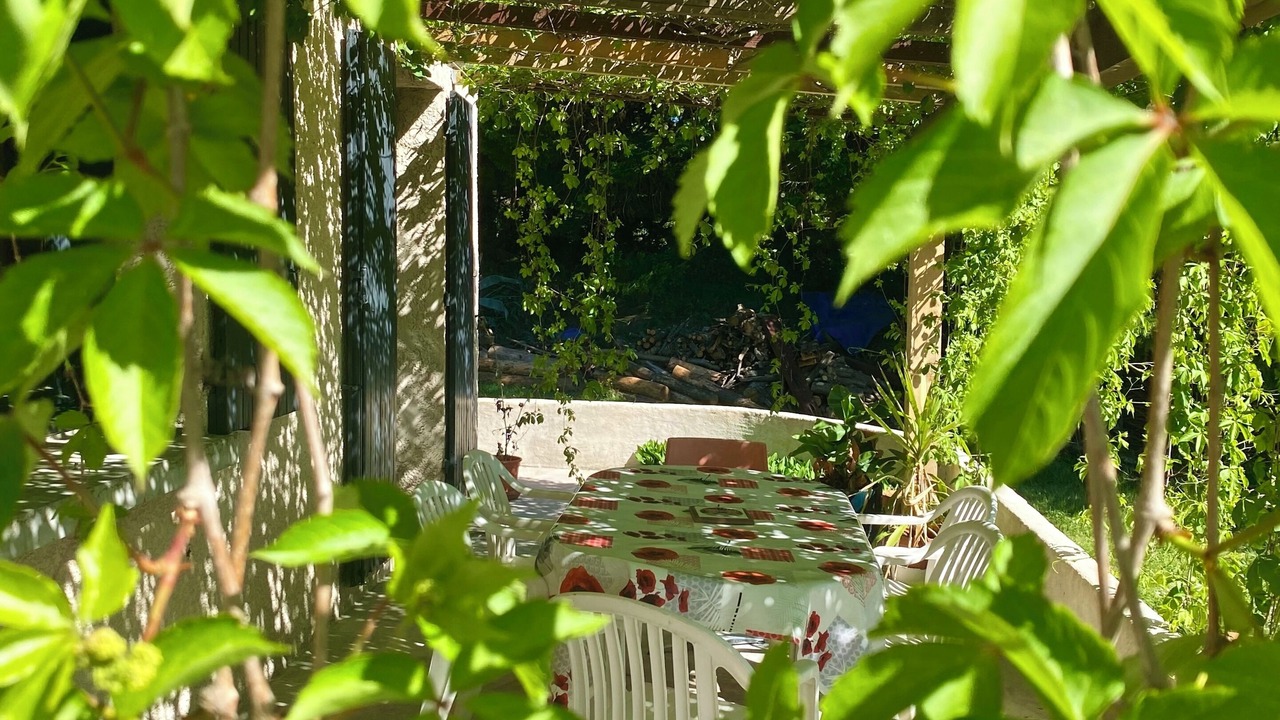Photo of Outdoor in Ales
