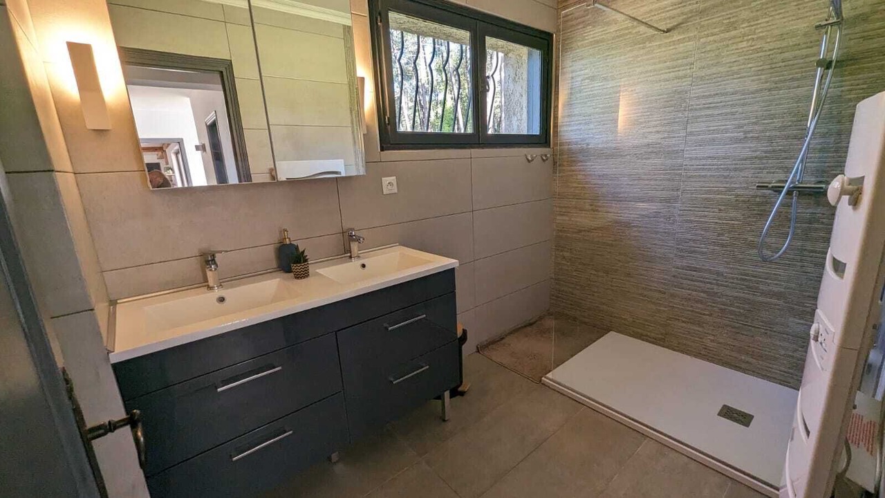 Photo of Bathroom in Ales