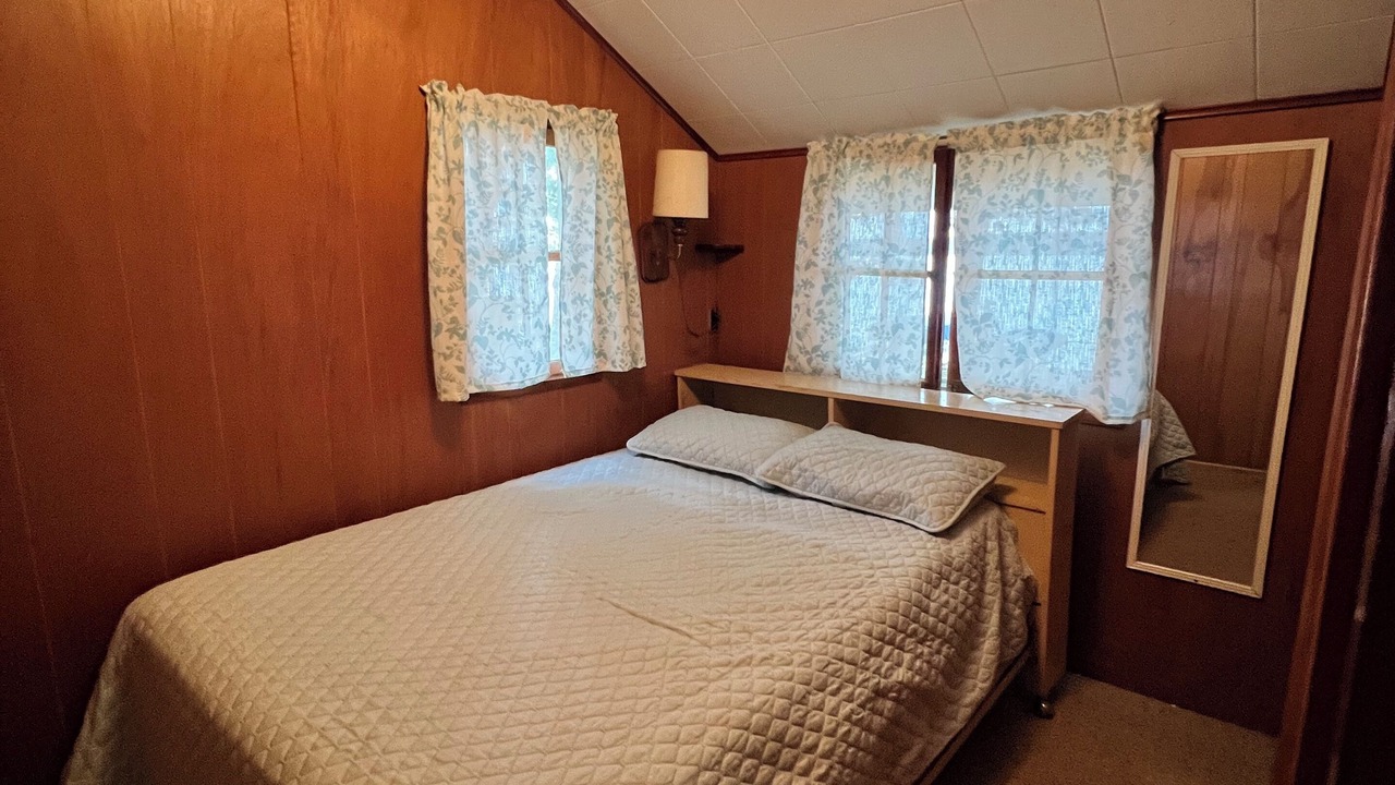 Photo of Bedroom in Herron