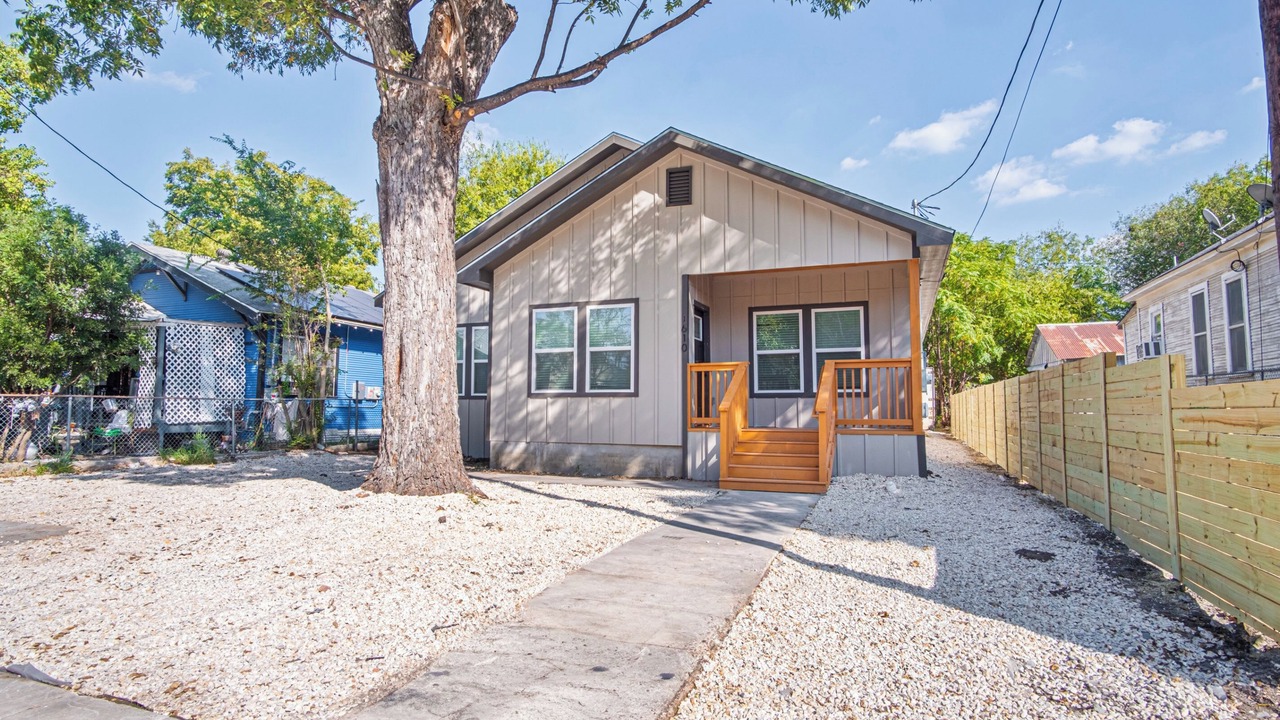 Photo of Outdoor in Denver Heights