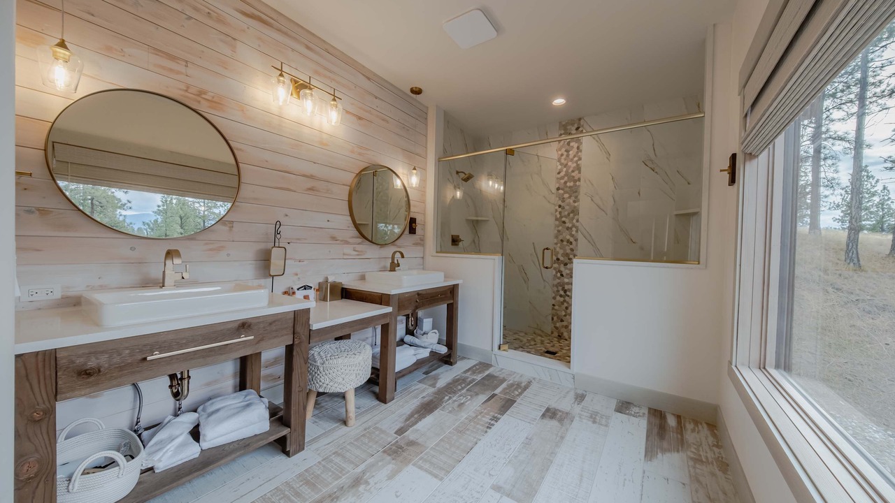 Photo of Bathroom in Eureka