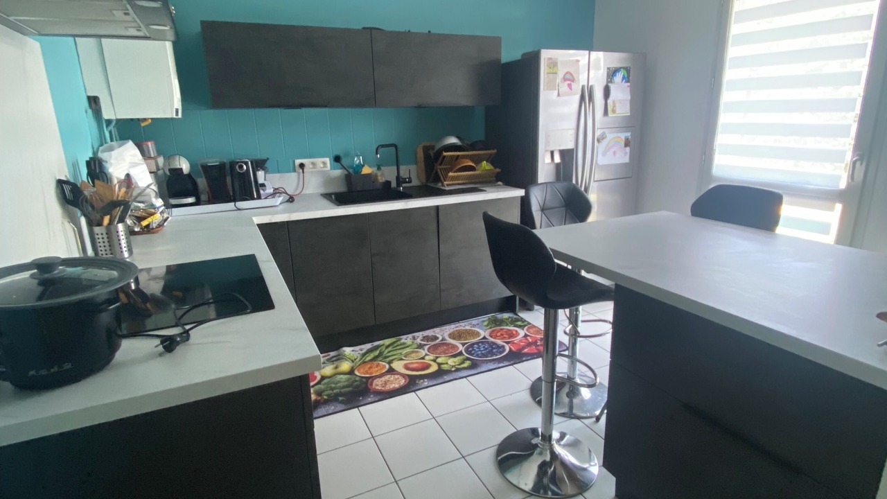 Photo of Kitchen in Saint-Remy-en-Rollat