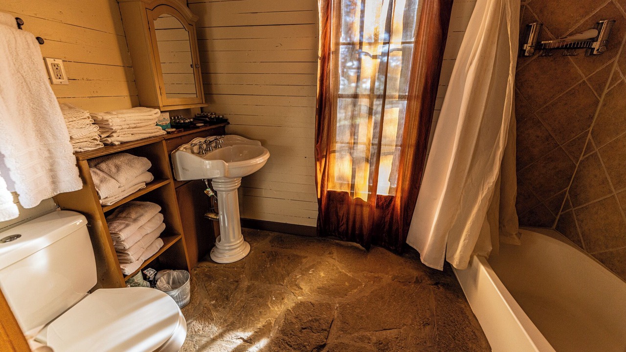 Photo of Bathroom in Mountain Home