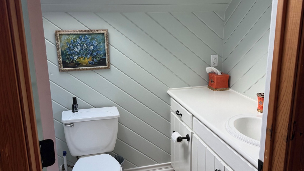 Photo of Bathroom in Burton