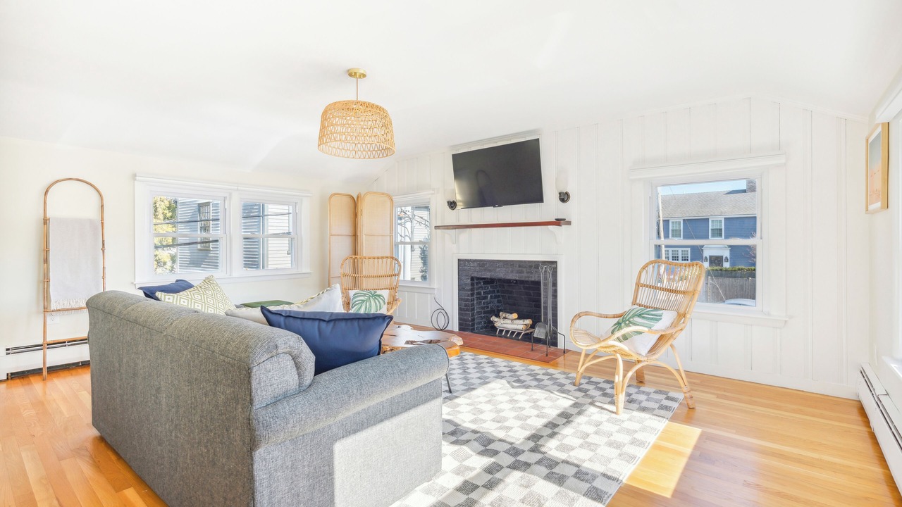 Photo of Livingroom in Marblehead