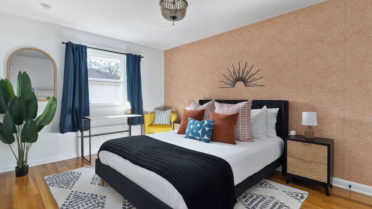 Photo of Others in Sharon Heights