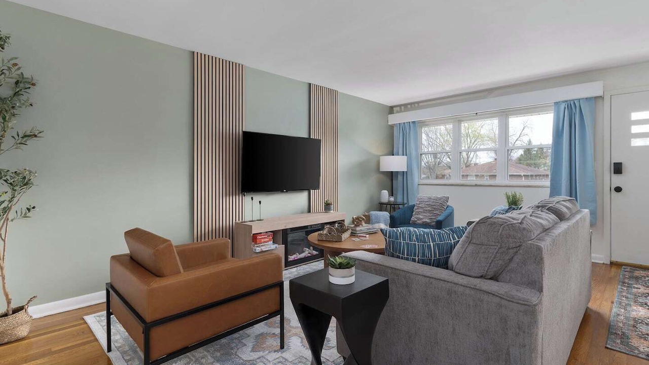 Photo of Bedroom in Sharon Heights