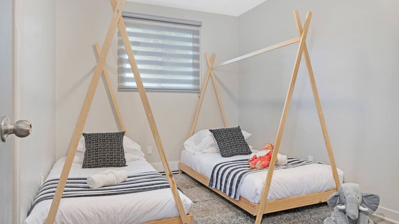 Photo of Bedroom in Val-des-Monts