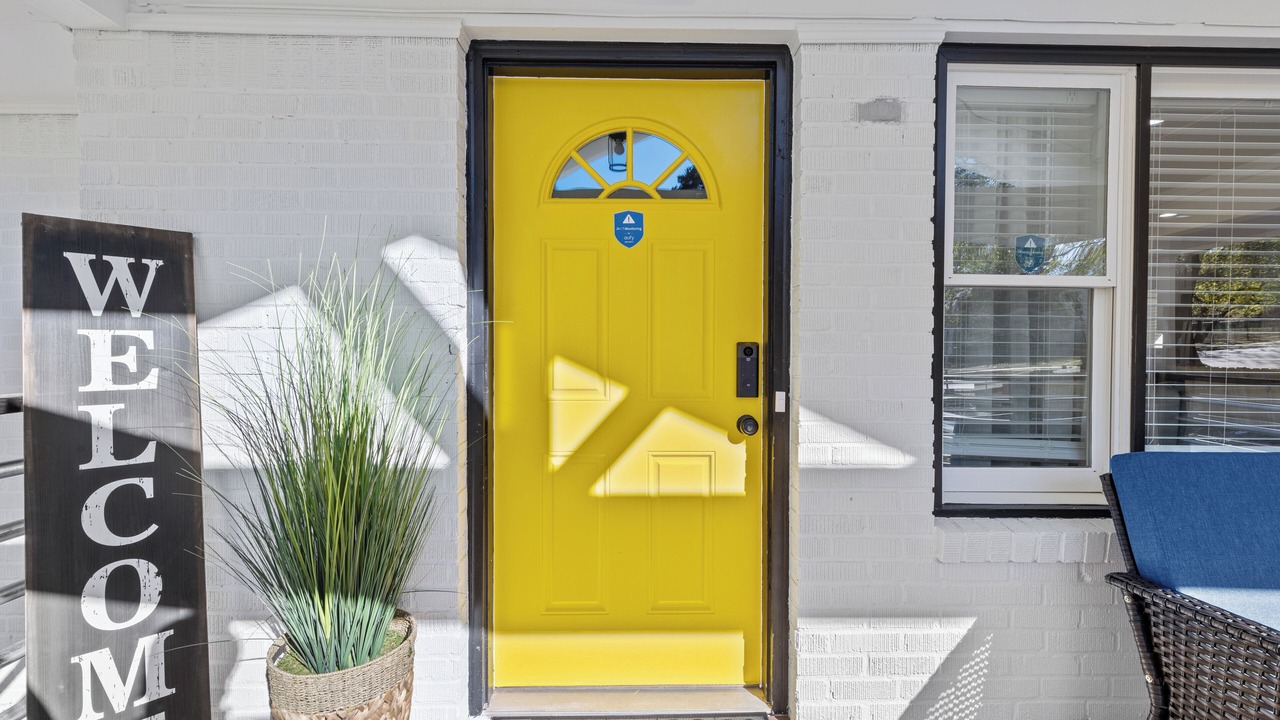 Photo of Outdoor in Candler-McAfee