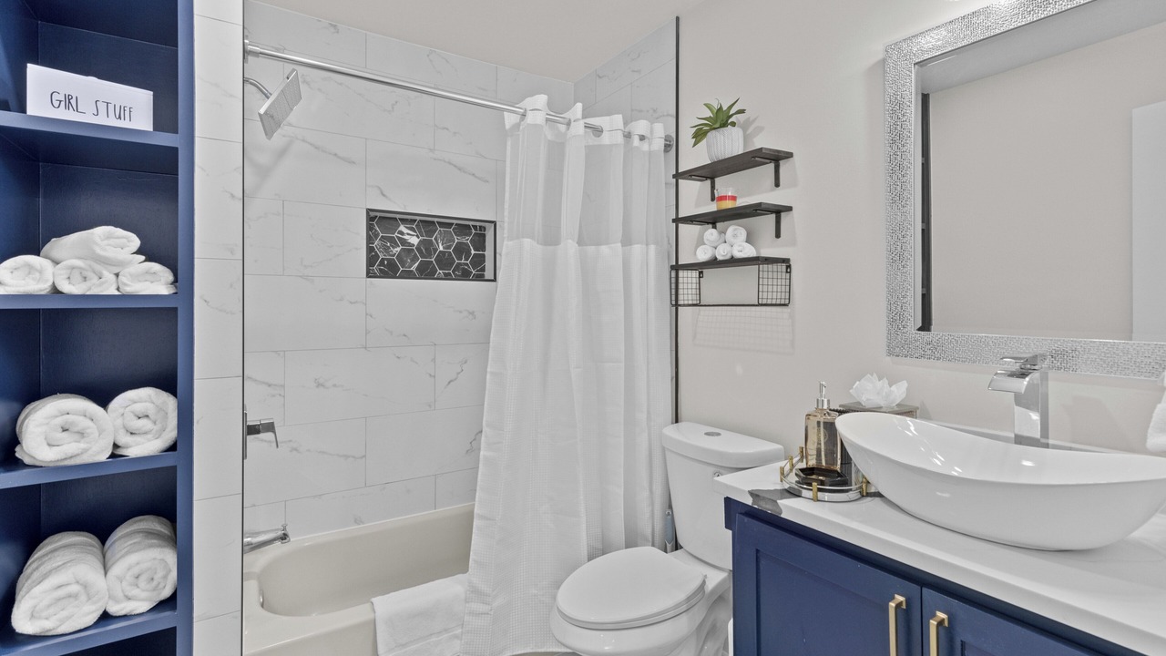 Photo of Bathroom in Candler-McAfee