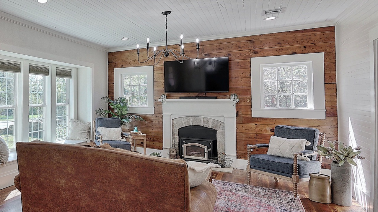Photo of Livingroom in Hico