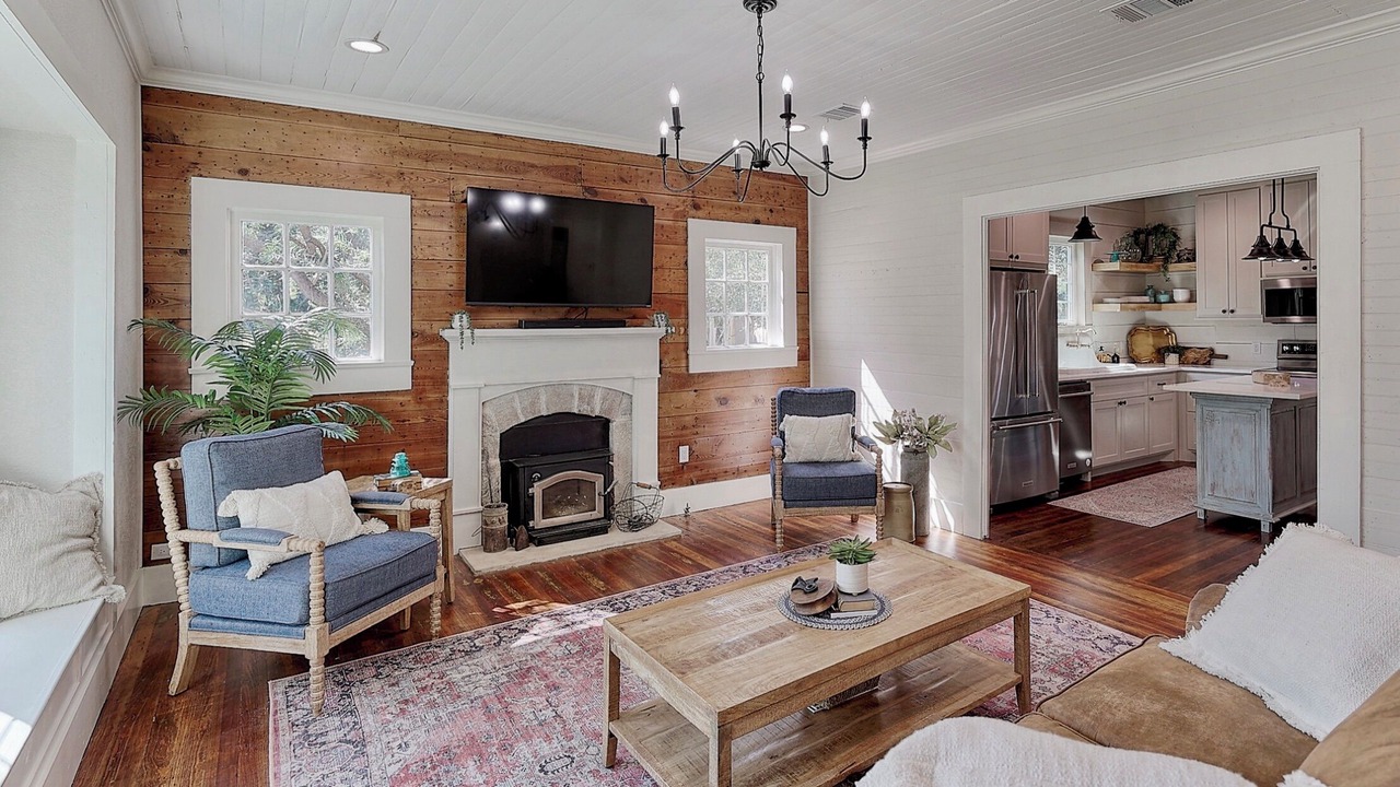 Photo of Livingroom in Hico