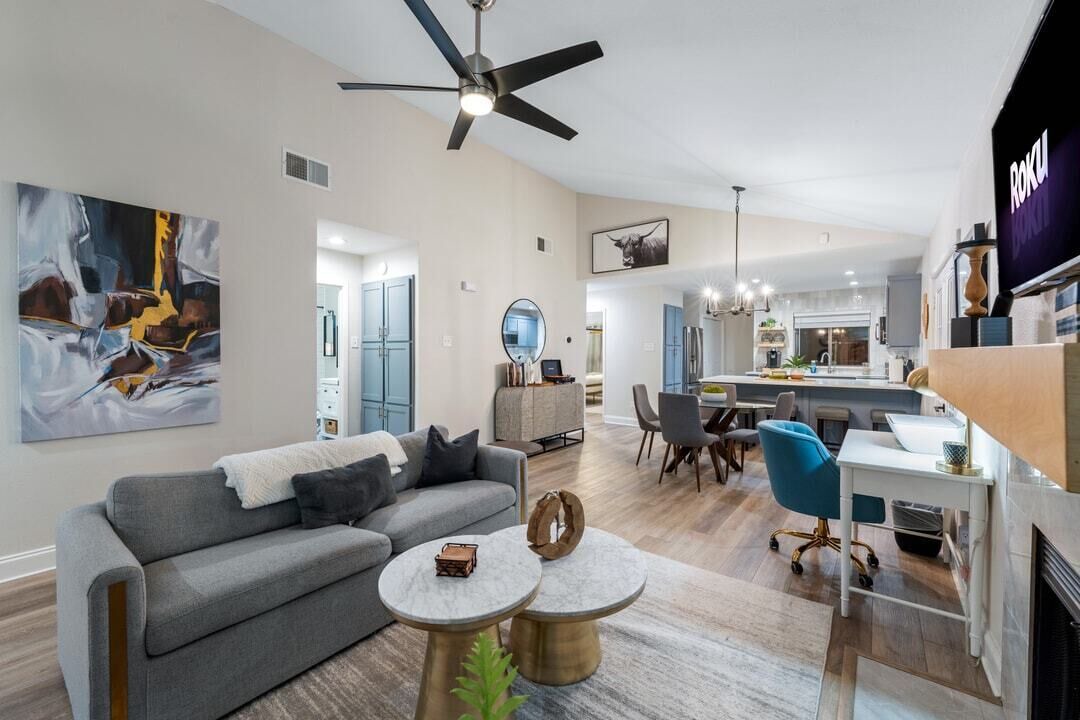Photo of Livingroom in Lewisville