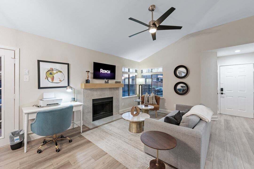 Photo of Livingroom in Lewisville
