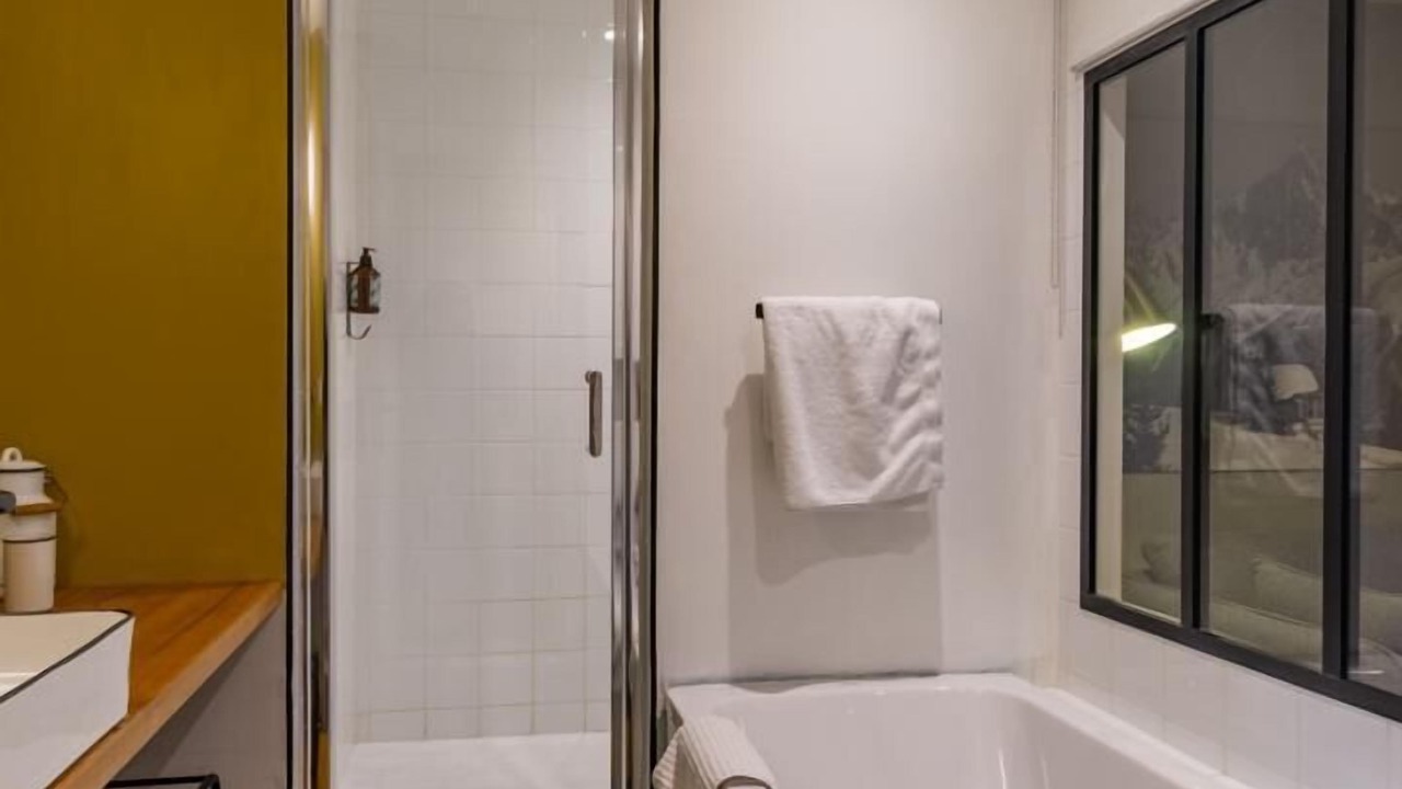 Photo of Bathroom in Les Deserts