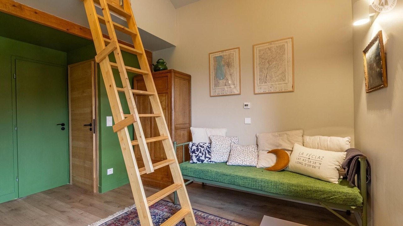 Photo of Others in Les Deserts