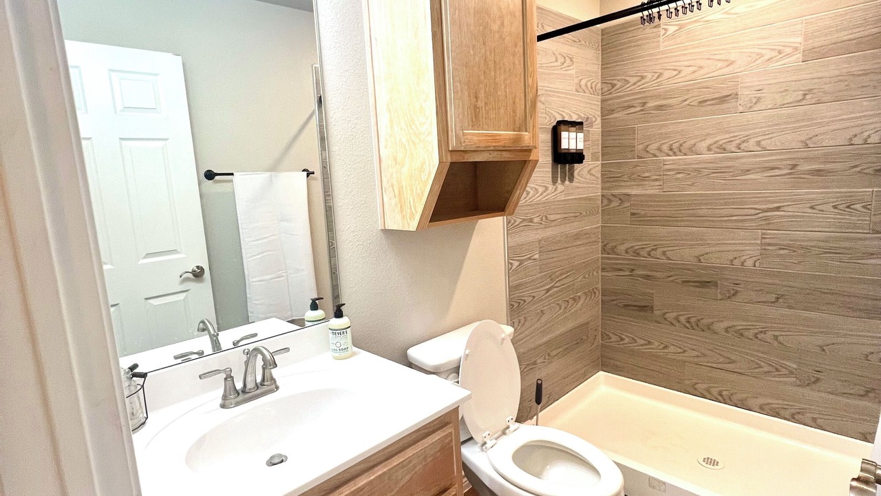 Photo of Bathroom in Lampasas