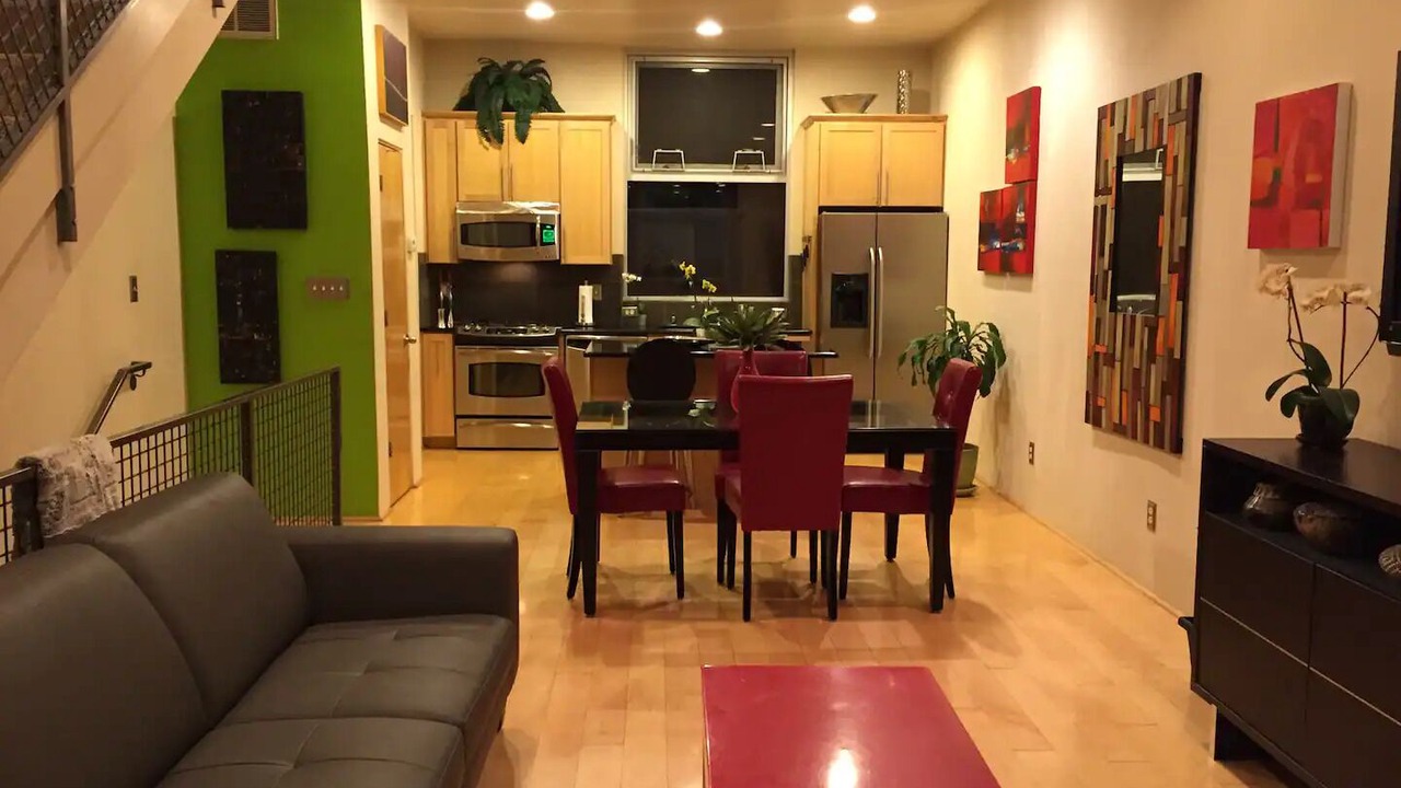 Photo of Livingroom in Raynolds Addition