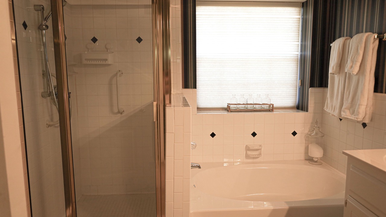 Photo of Bathroom in Norman