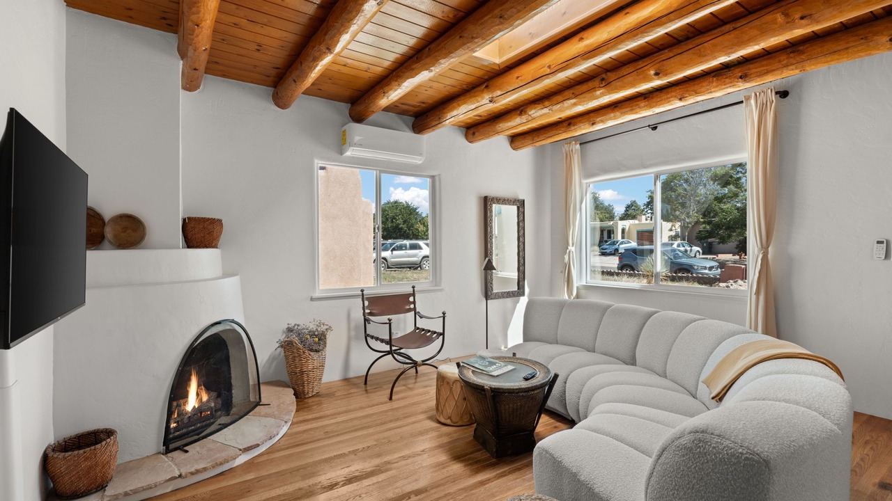 Photo of Livingroom in Santa Fe