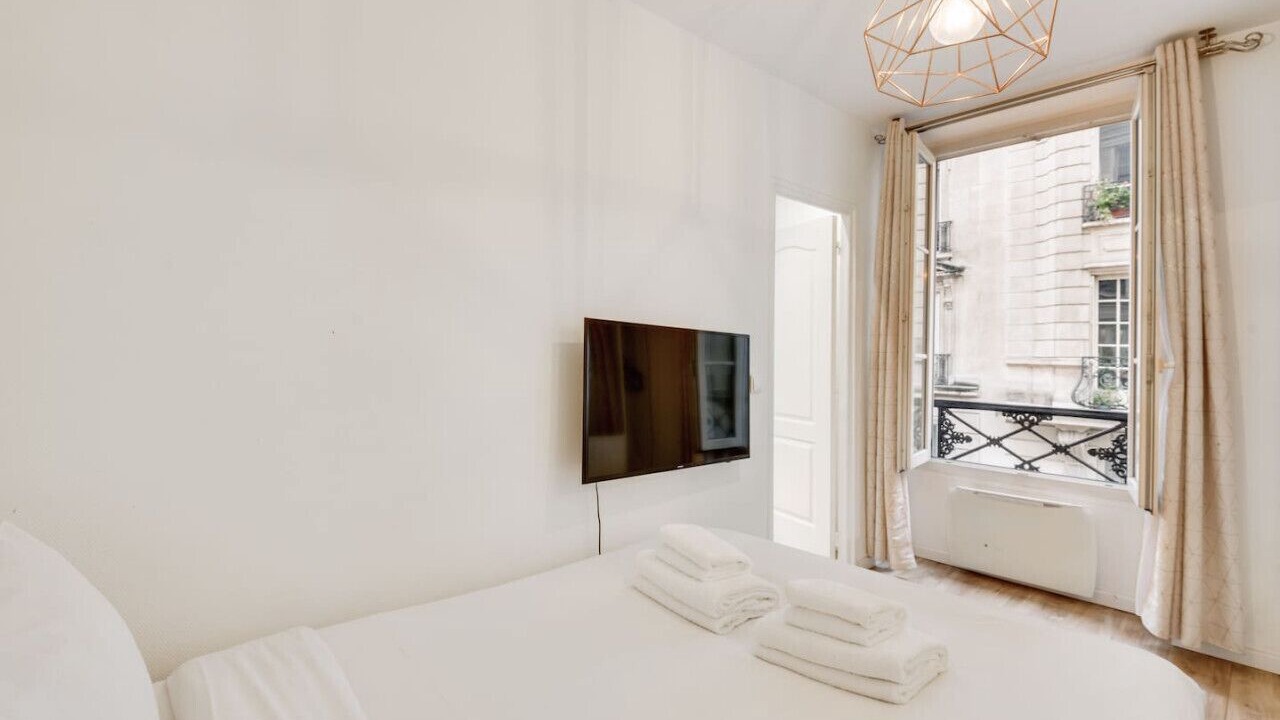 Photo of Bedroom in Batignolles
