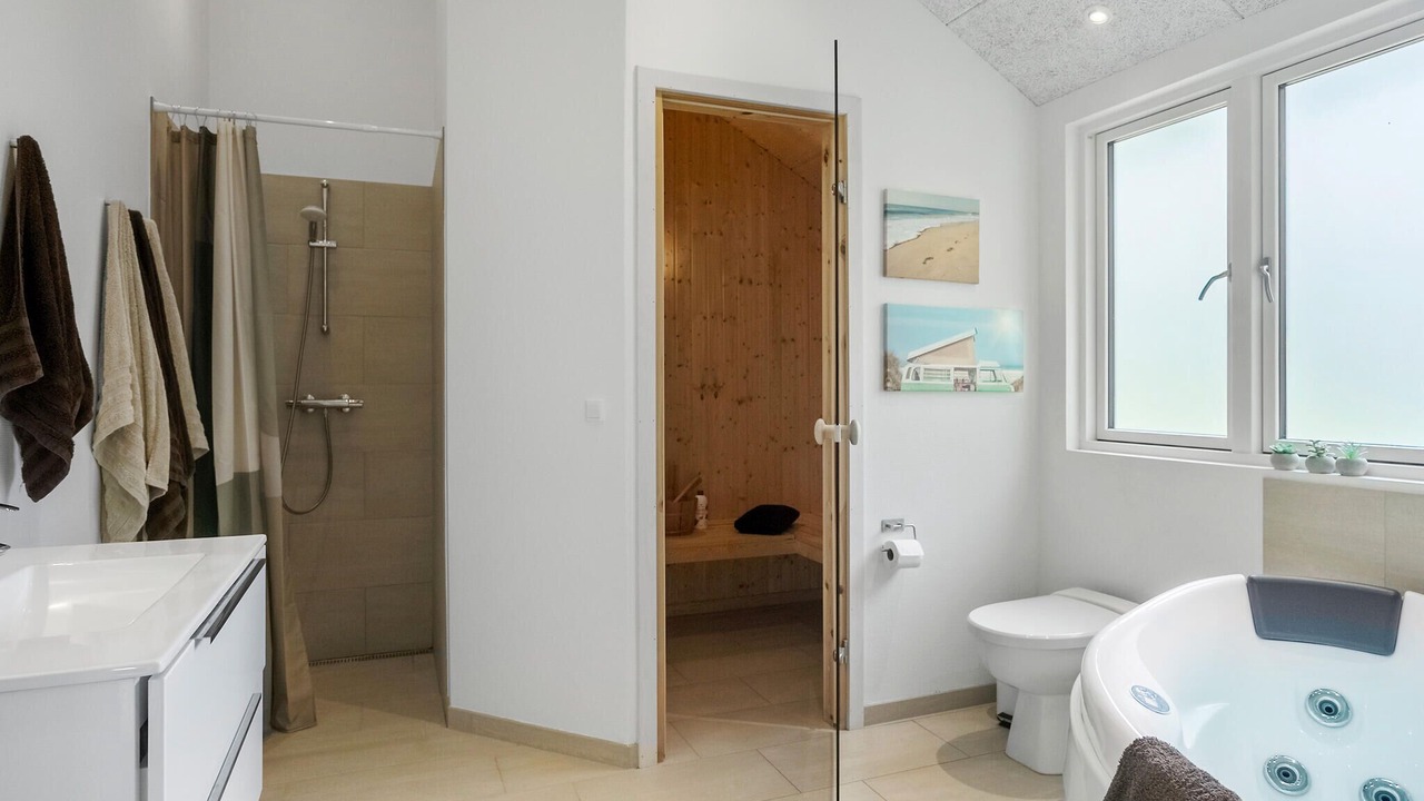Photo of Bathroom in Dannemare