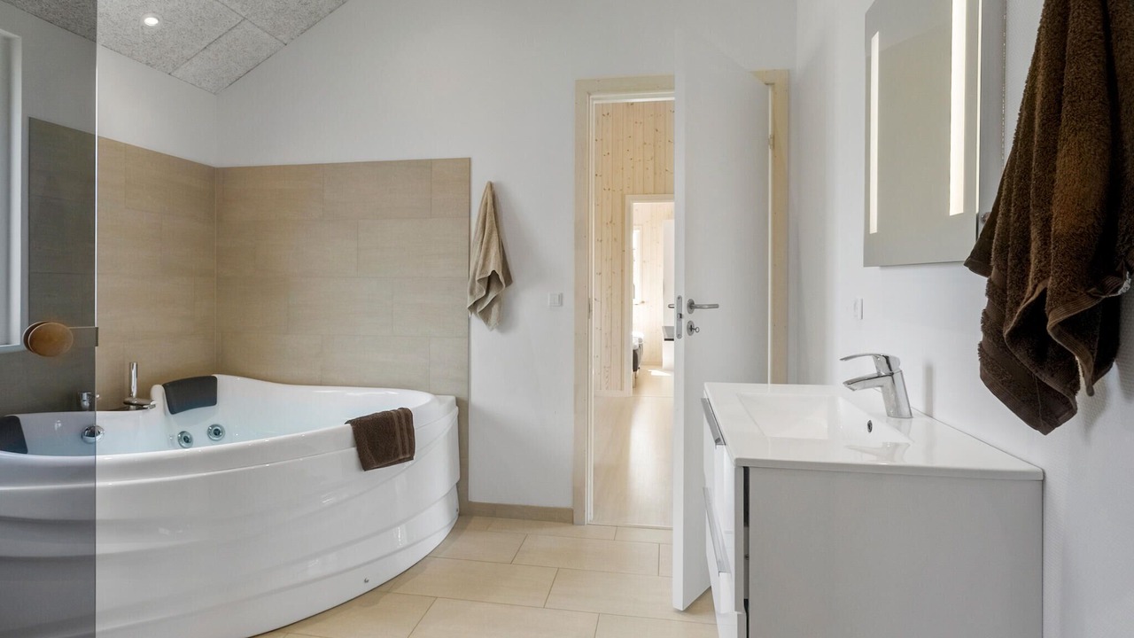 Photo of Bathroom in Dannemare