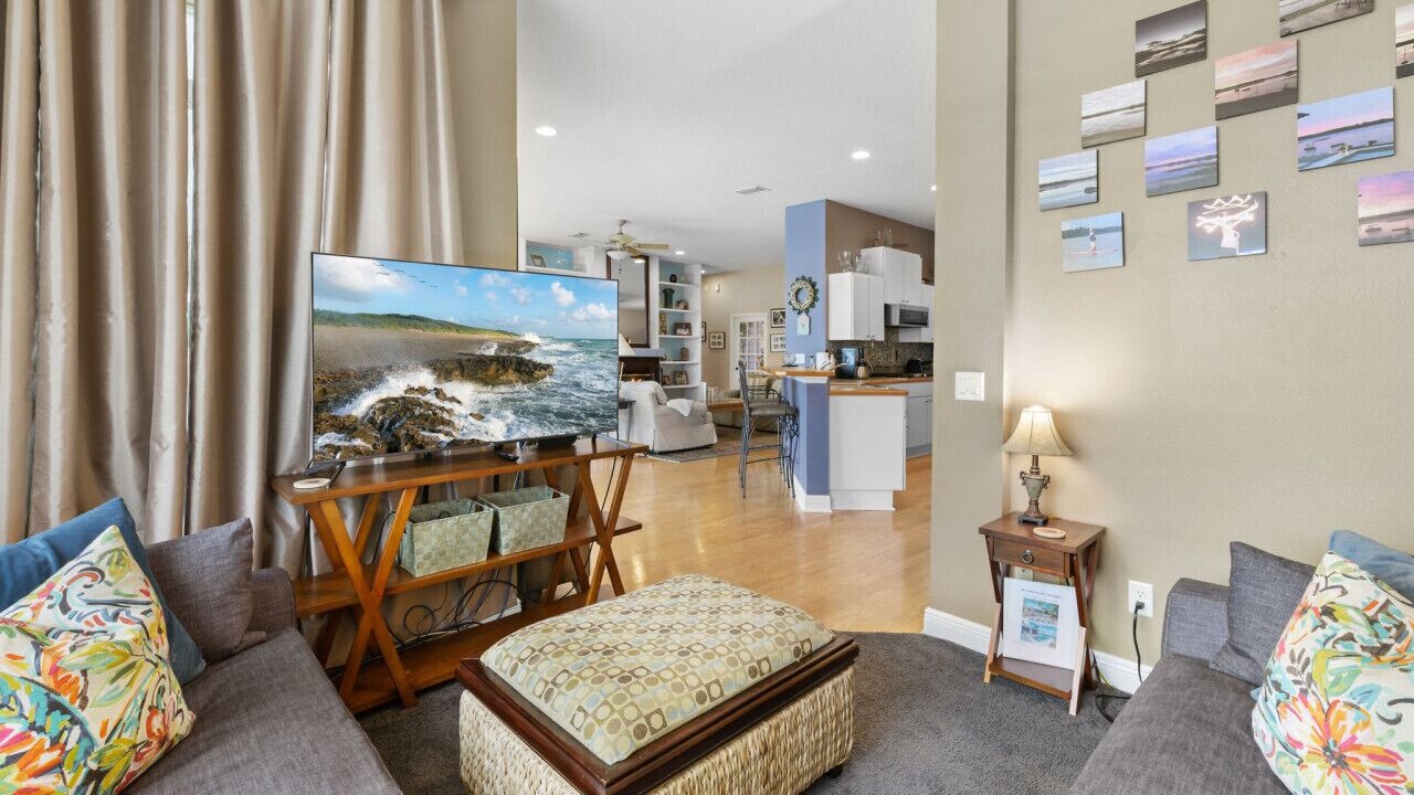 Photo of Livingroom in Odessa