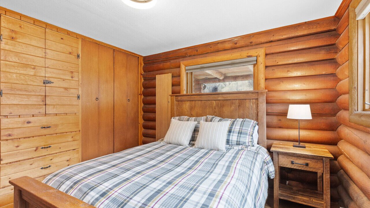 Photo of Bedroom in Grantsdale