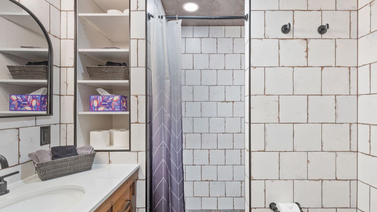 Photo of Bathroom in Grantsdale