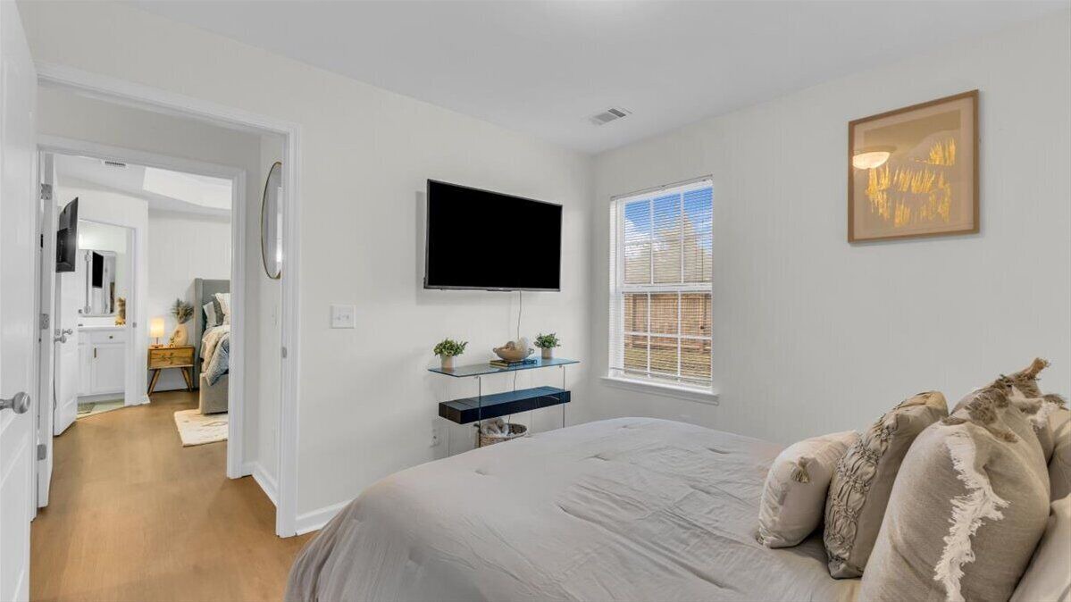 Photo of Bedroom in Pooler