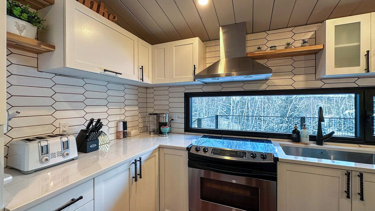 Photo of Kitchen in Saint-Michel-des-Saints