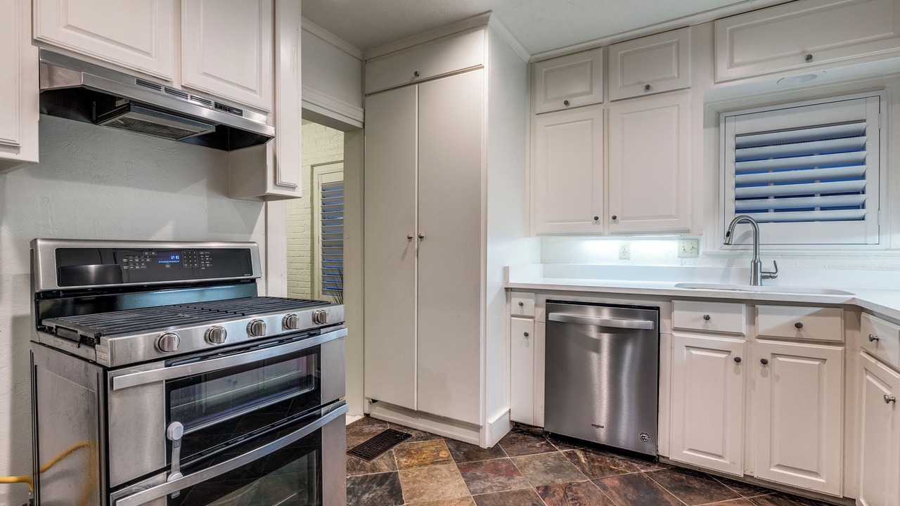 Photo of Kitchen in Knox - Henderson