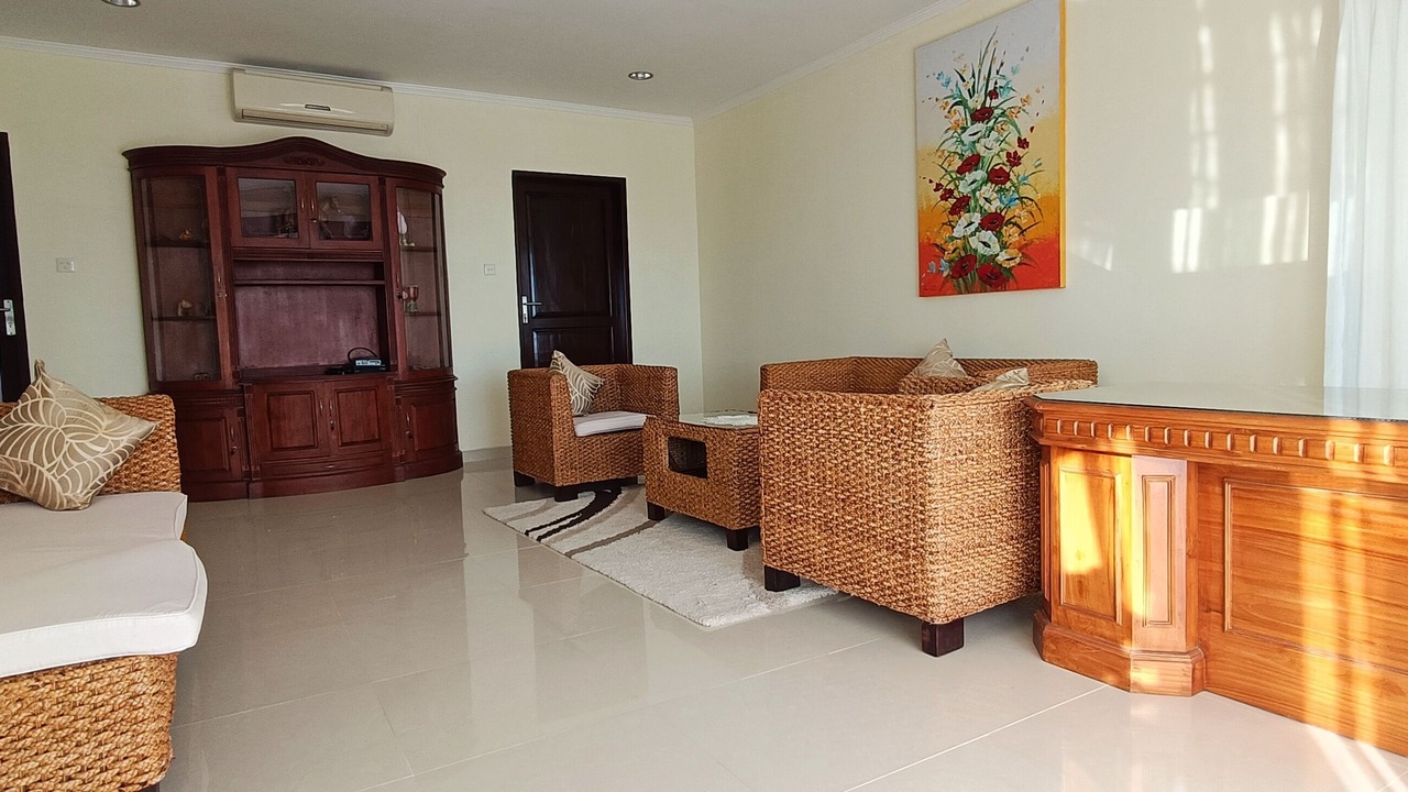 Photo of Livingroom in Umeanyar