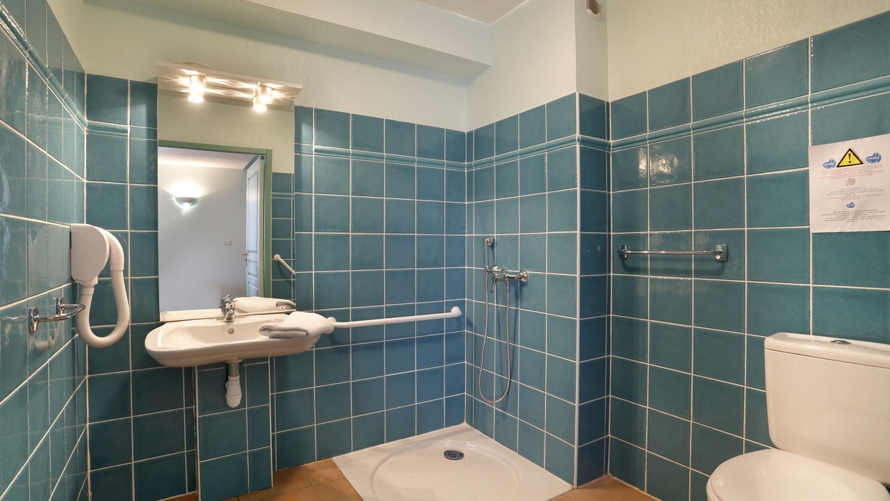 Photo of Bathroom in Tourrettes