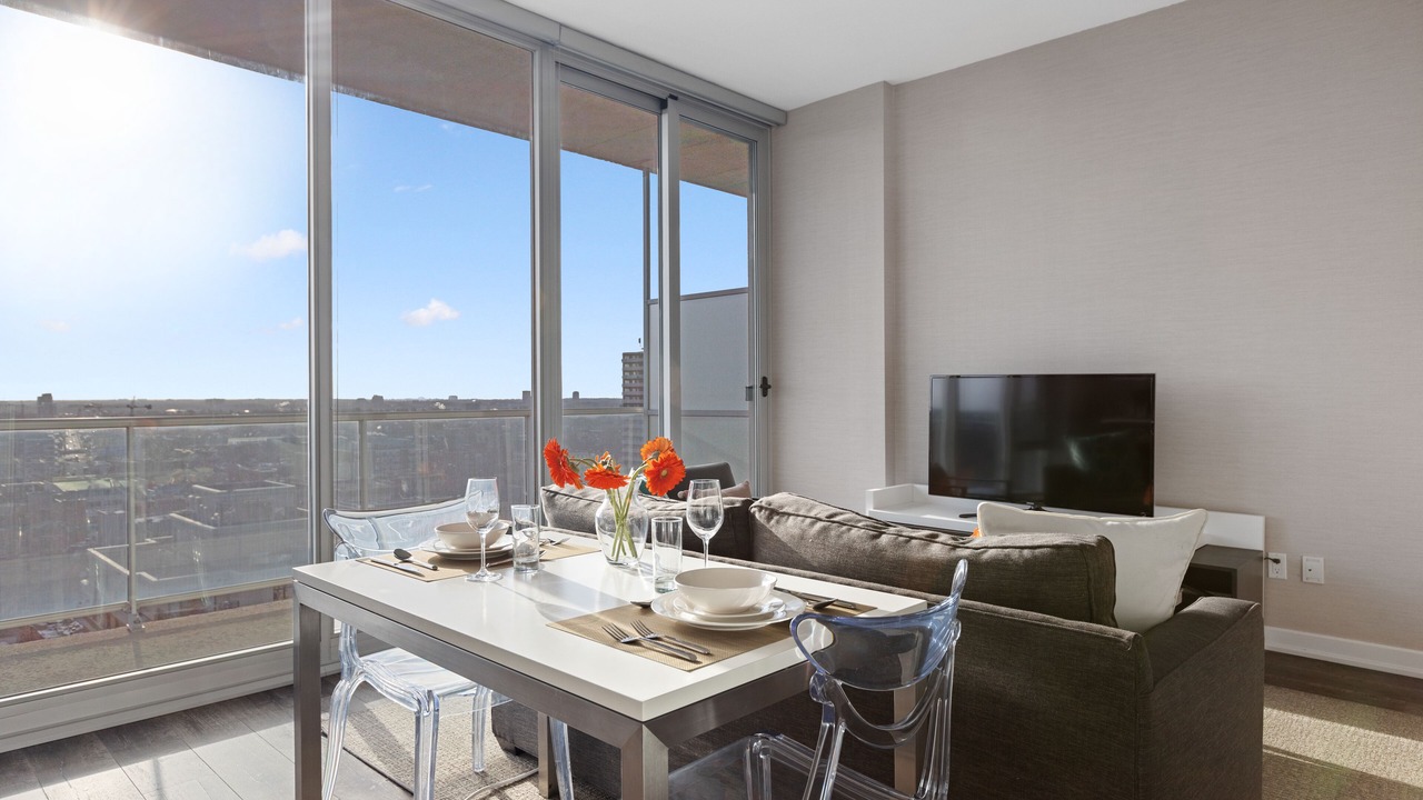 Photo of Livingroom in Centretown