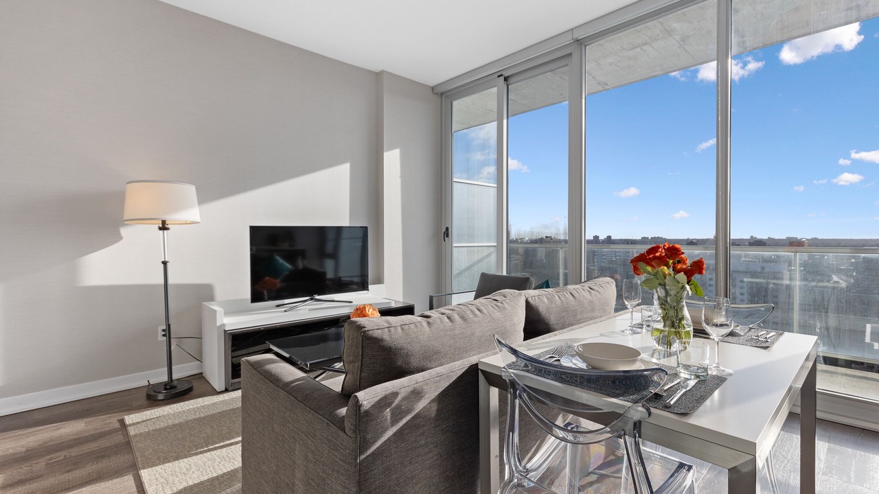 Photo of Livingroom in Centretown