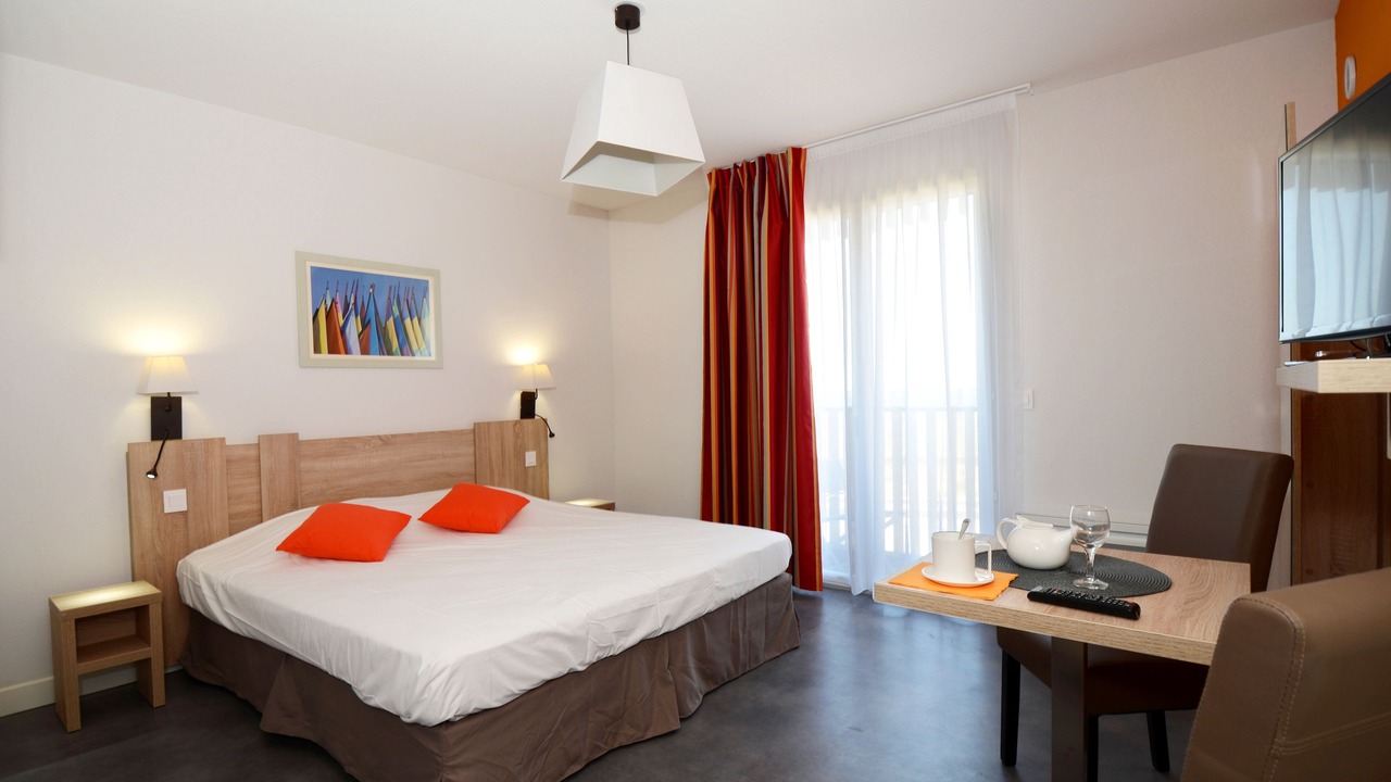 Photo of Bedroom in Sete