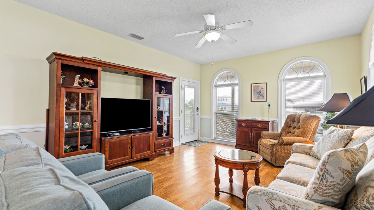 Photo of Livingroom in Audubon Place