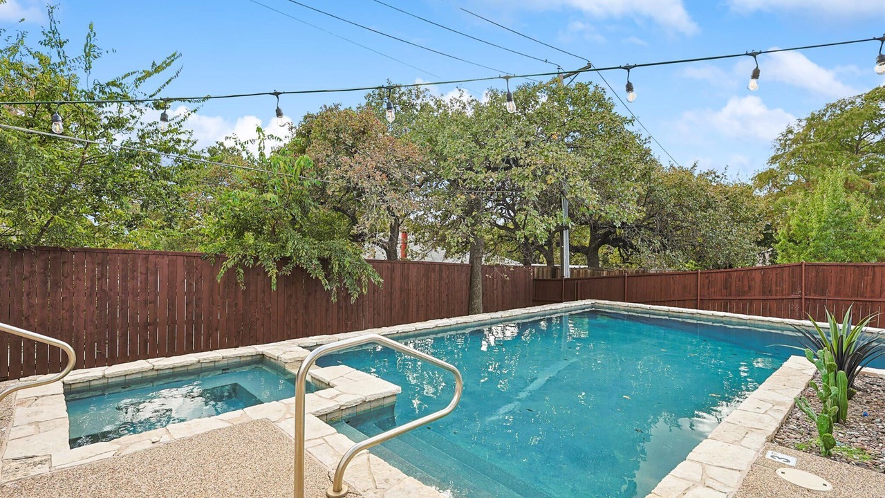 Photo of Outdoor in North Richland Hills
