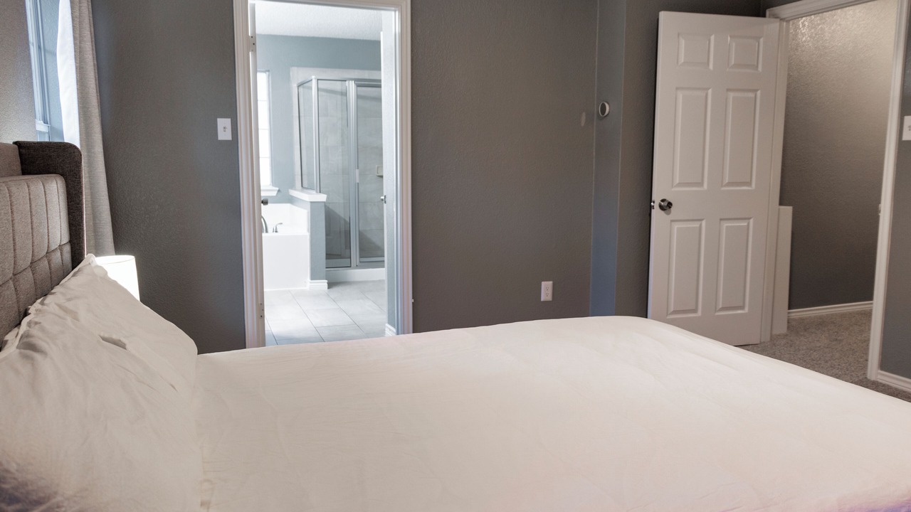 Photo of Bedroom in Valley Ranch