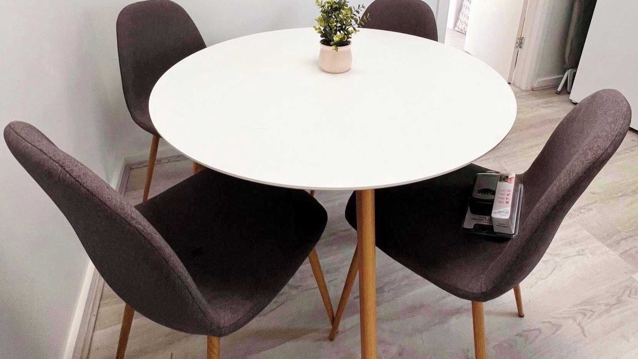 Photo of Others in Moe