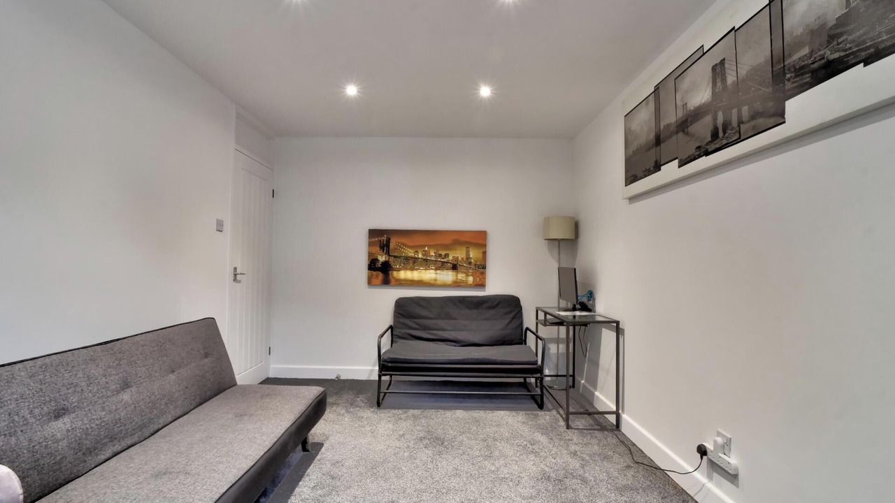 Photo of Livingroom in Heybridge