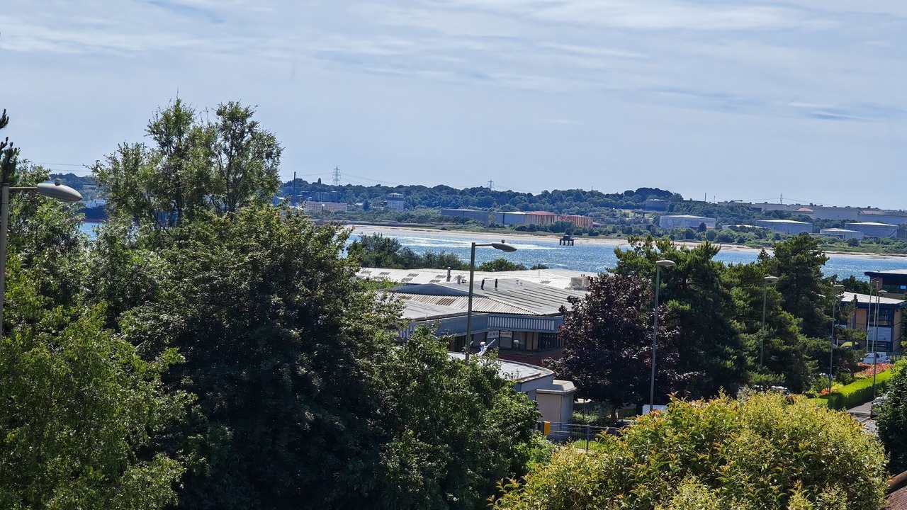 Photo of Others in Hamble-le-Rice