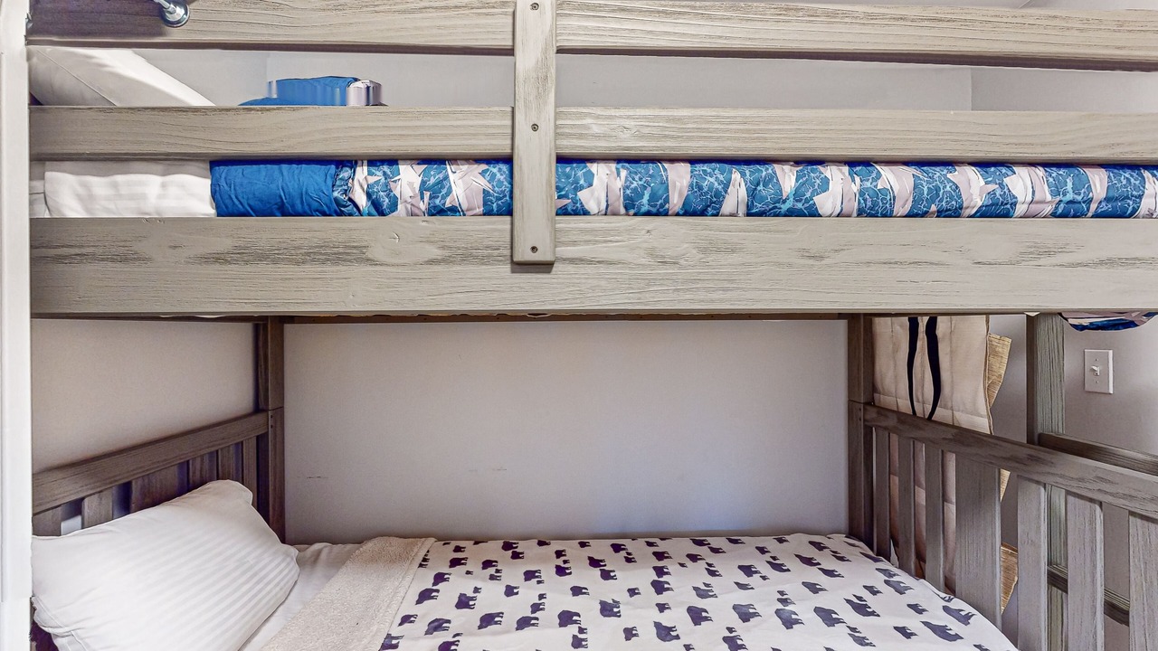 Photo of Bedroom in Warren