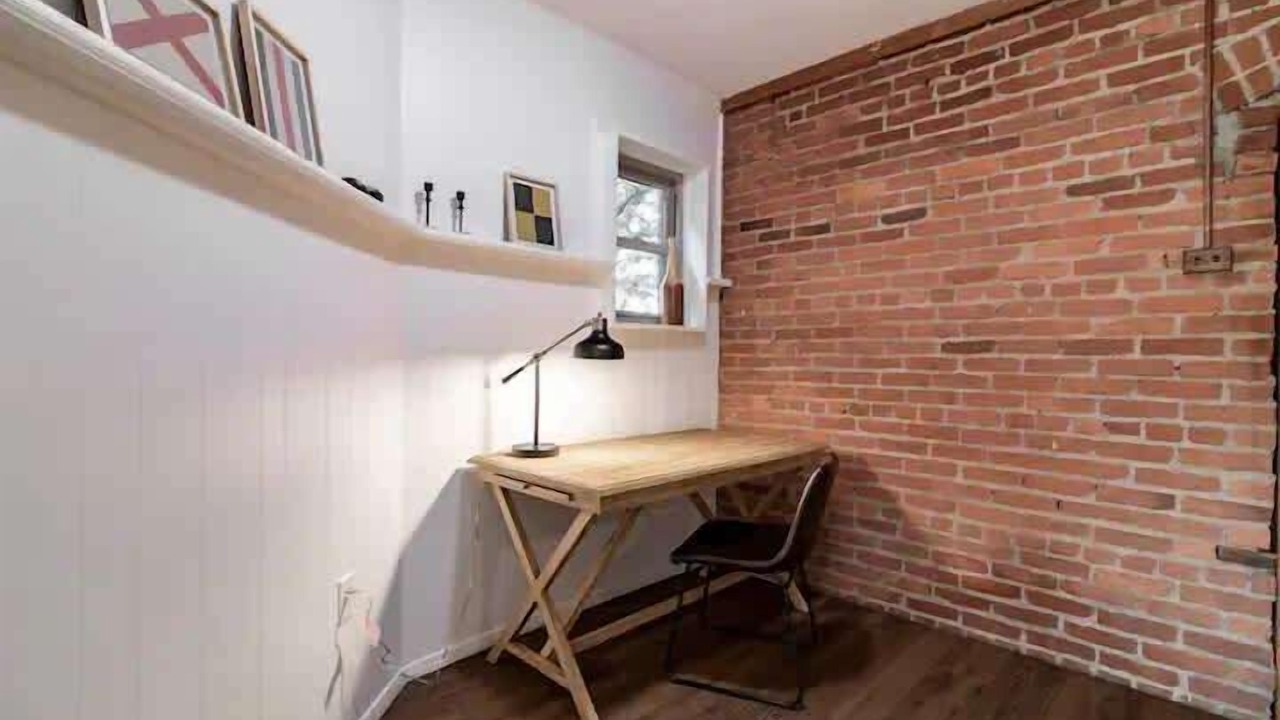 Photo of Others in The Flats