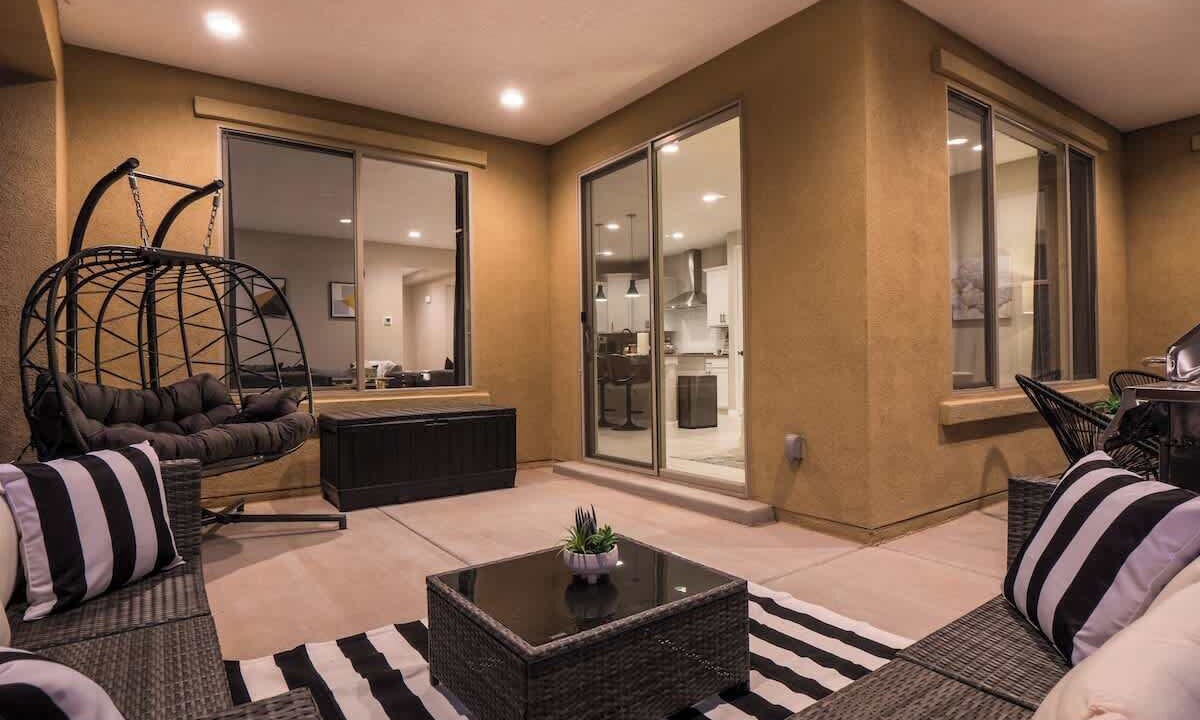Photo of Patio Balcony in Mesa Del Sol Innovation Park