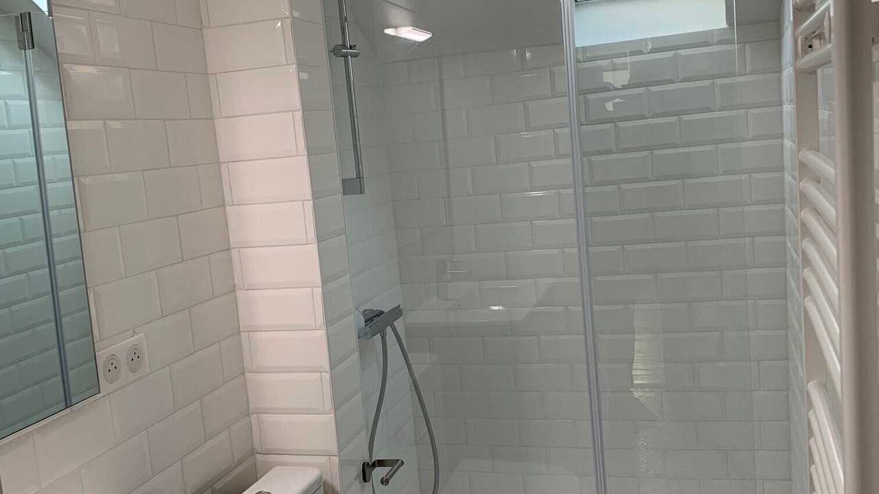 Photo of Bathroom in Republique