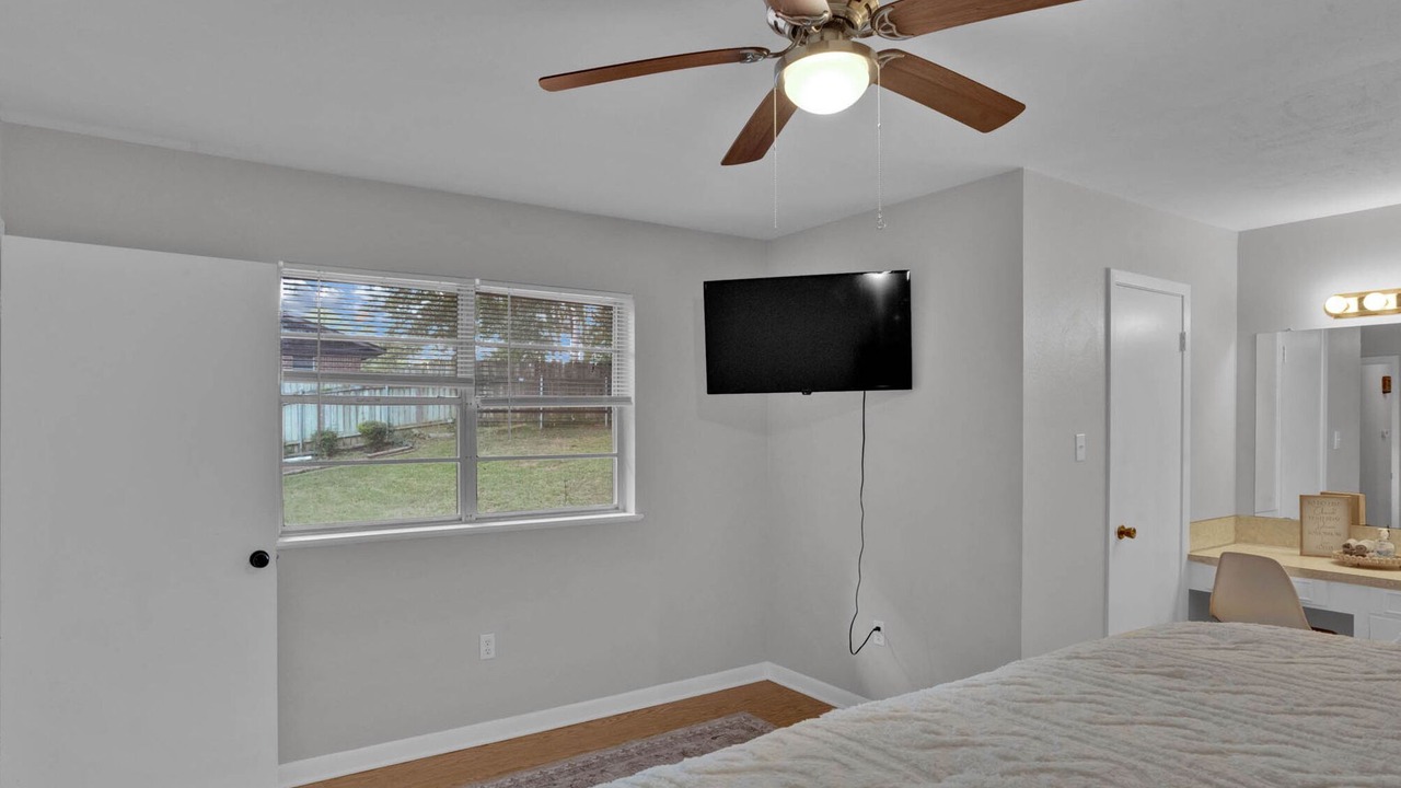 Photo of Bedroom in Shreveport